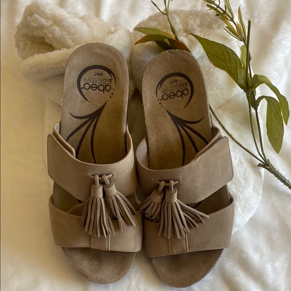 Abeo Beige Bzees Women's Sandals with Tassels